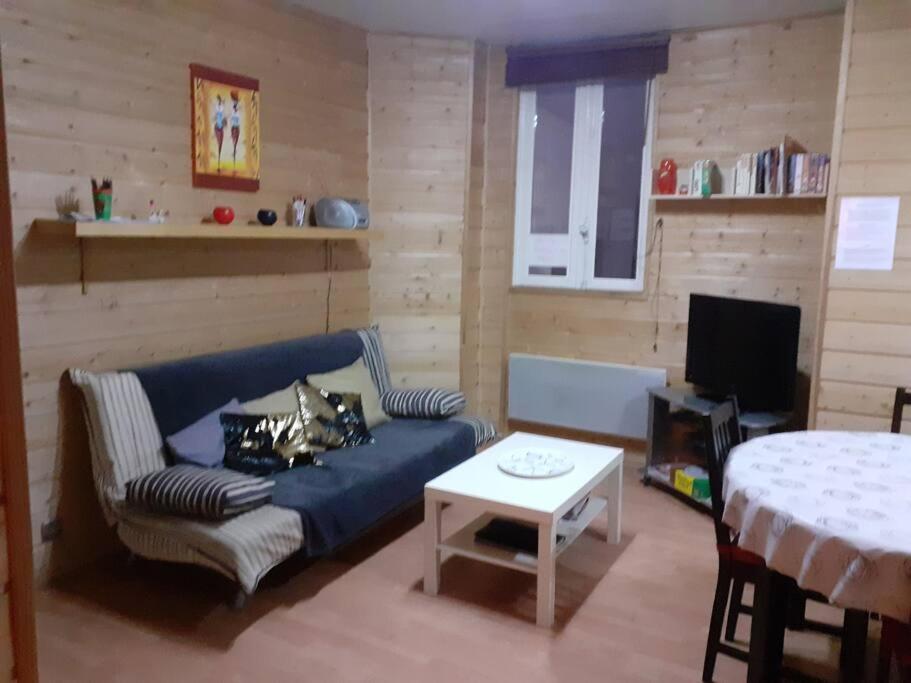 Appartement Face Au Thermes Et Au Calme Bagnères-de-Luchon Kültér fotó